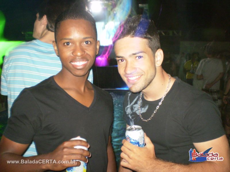 Balada: Fotos da Festa Overend, na Ch�cara do Portugu�s, em Uberl�ndia/MG