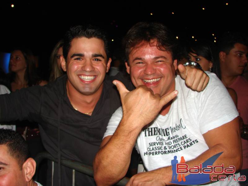 Balada: The Coliseum no Vila dos Ips