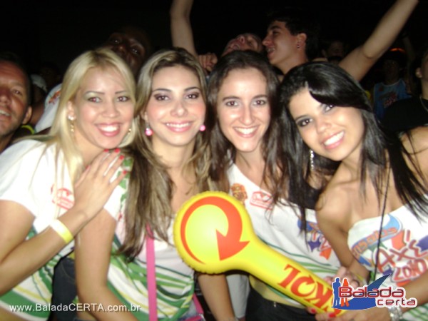 Balada: Fotos da Festa Ensaio Ax Brasil 2010 no Palcio de Cristal em Uberlandia/MG