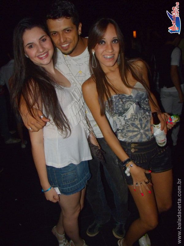 Balada: Fotos de Sexta na Weekend