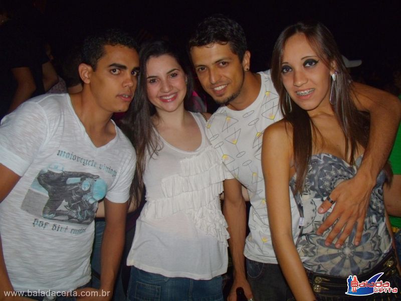 Balada: Fotos de Sexta na Weekend