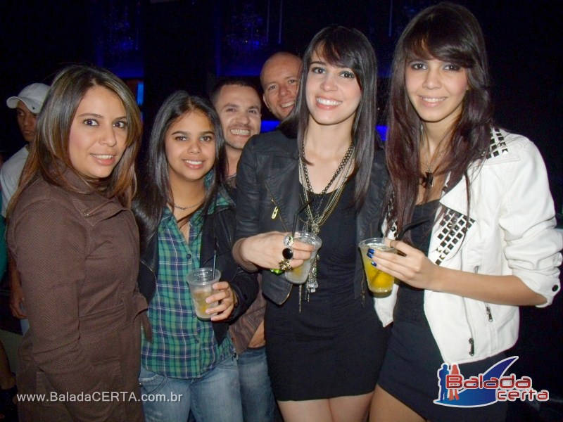 Balada: Fotos de Sexta na Weekend