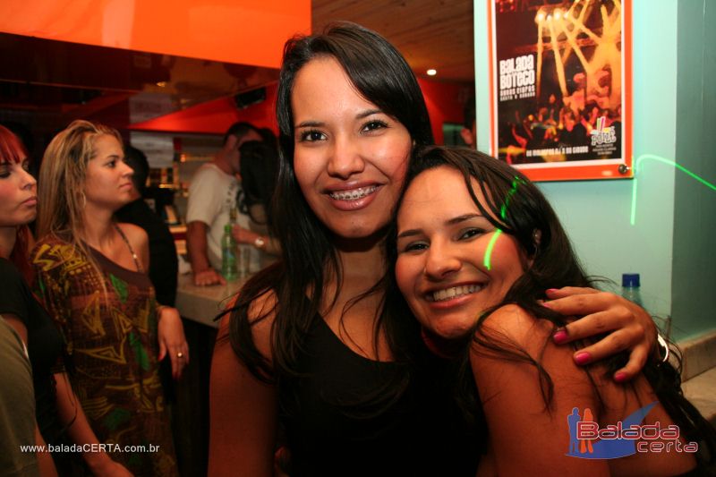 Balada: Fotos de quarta no Poiz em guas Claras - DF