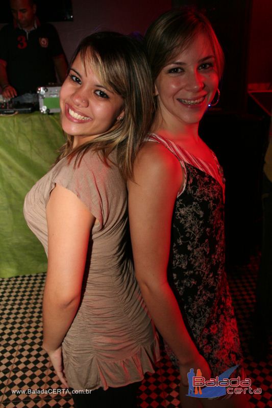 Balada: Fotos de sexta no Poiz em guas Claras - DF