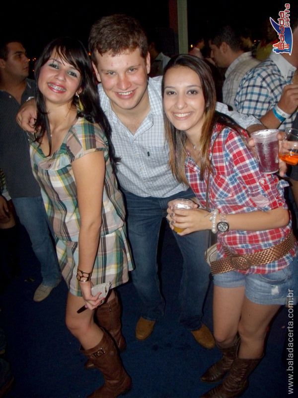 Balada: Fotos do Show Cowboy Forever 2011,no Camaru em Uberlandia/MG