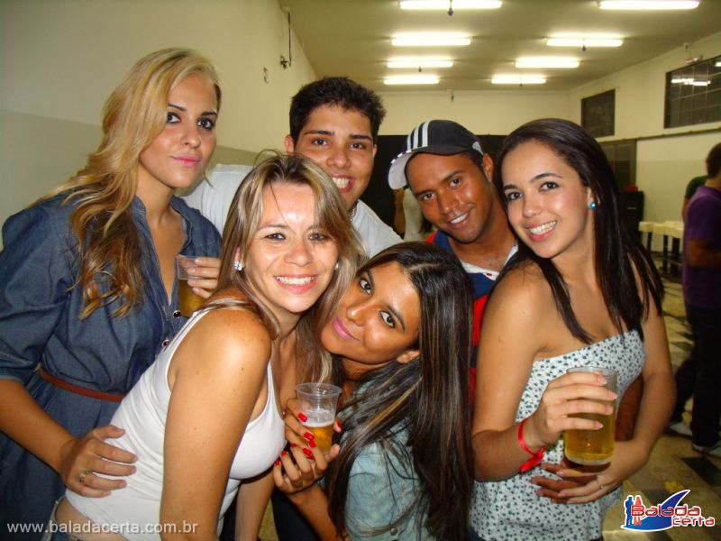 Balada: Warm Up de Carnaval