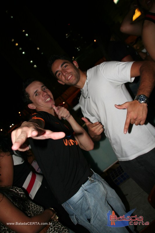 Balada: Fotos de domingo no Nana Bar em guas Claras - DF