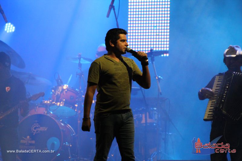 Balada: Granja 2011 - Reginho e Leo Magalhaes