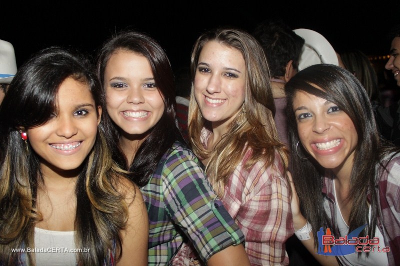 Balada: Granja 2011 - Alexandre Peixe e Gusttavo Lima
