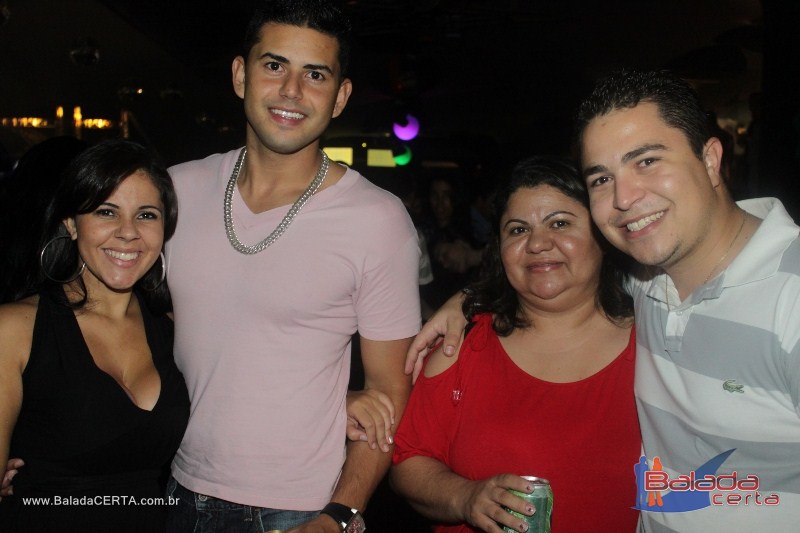 Balada: Granja 2011 - Alexandre Peixe e Gusttavo Lima