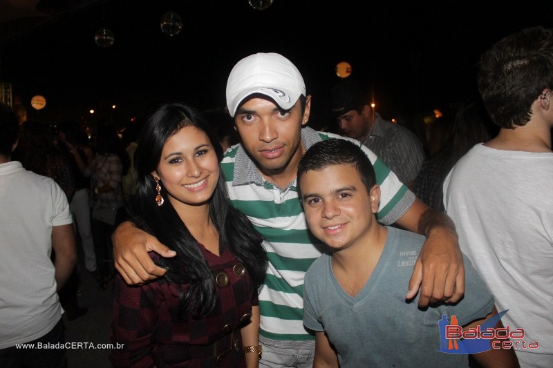 Balada: Granja 2011 - Alexandre Peixe e Gusttavo Lima