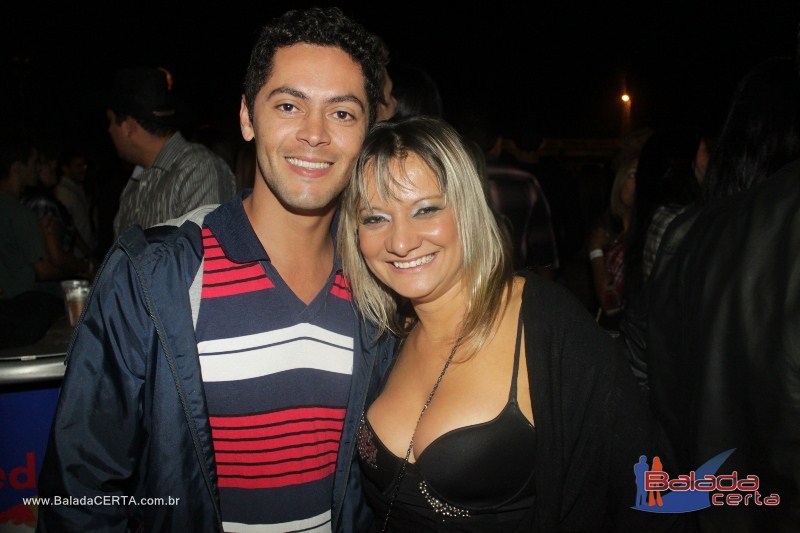 Balada: Granja 2011 - Alexandre Peixe e Gusttavo Lima