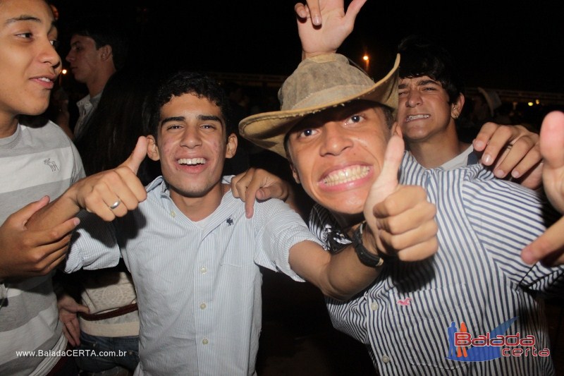 Balada: Granja 2011 - Alexandre Peixe e Gusttavo Lima