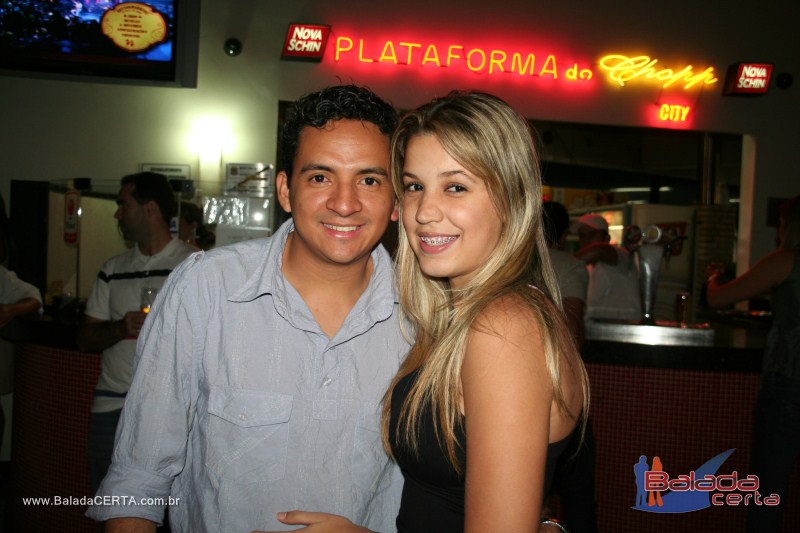 Balada: Fotos de sexta na Plataforma do Chopp na Cidade do Automvel - DF