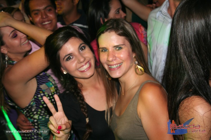 Balada: Fotos de sexta na Plataforma do Chopp na Cidade do Automvel - DF