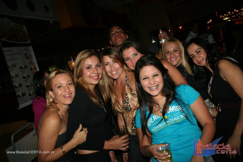 Balada: Fotos de sexta na Plataforma do Chopp em Cidade do Automvel - DF