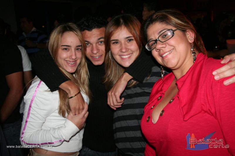 Balada: Fotos de Sexta na Plataforma do Choop na Cidade do Automovel - DF