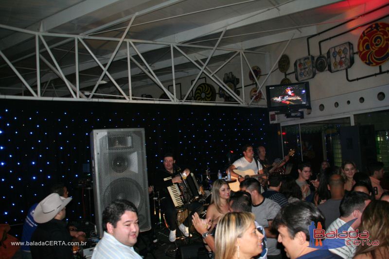 Balada: Fotos de Sexta na Plataforma do Choop na Cidade do Automovel - DF