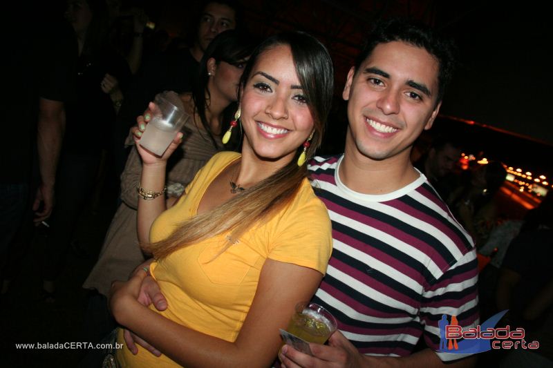 Balada: Fotos de Sexta na Plataforma do Choop na Cidade do Automovel - DF