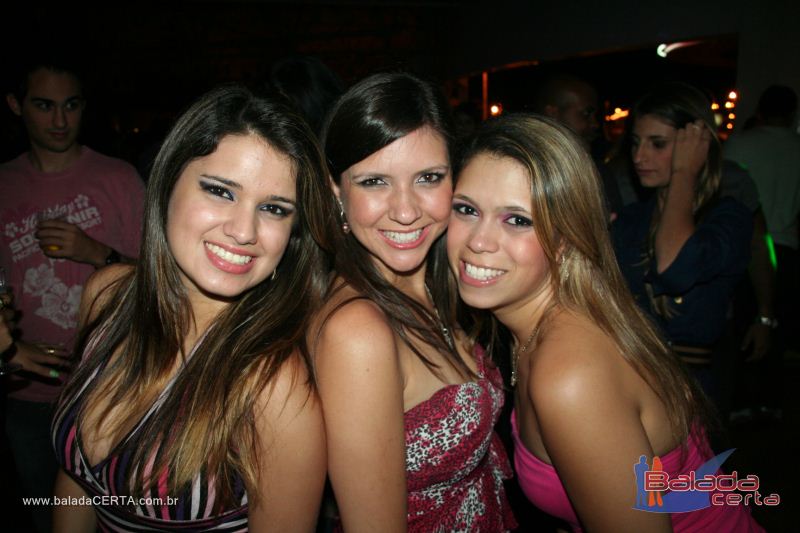 Balada: Fotos de Sexta na Plataforma do Choop na Cidade do Automovel - DF
