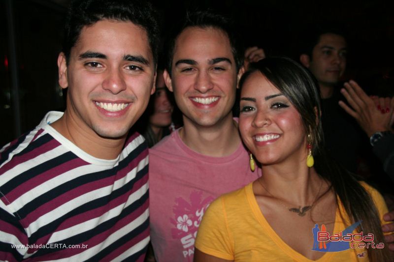 Balada: Fotos de Sexta na Plataforma do Choop na Cidade do Automovel - DF