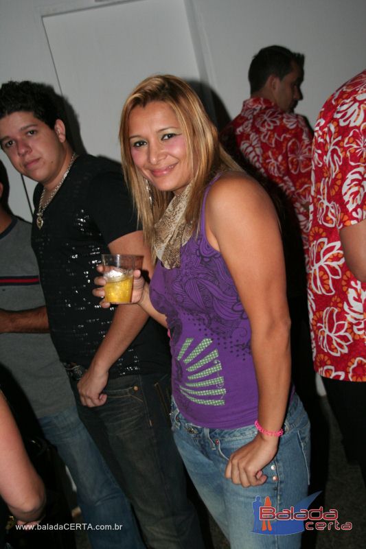 Balada: Fotos de domingo na 1 Galinhada Sertaneja na Plataforma do Choop - DF