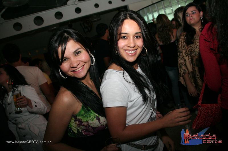 Balada: Fotos de Sexta na Plataforma do Choop na Cidade do Automovel - DF
