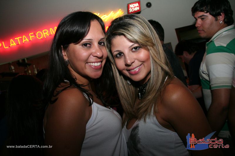 Balada: Fotos de Sexta na Plataforma do Choop na Cidade do Automovel - DF