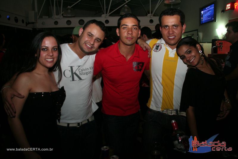Balada: Fotos de Sexta na Plataforma do Choop na Cidade do Automovel - DF