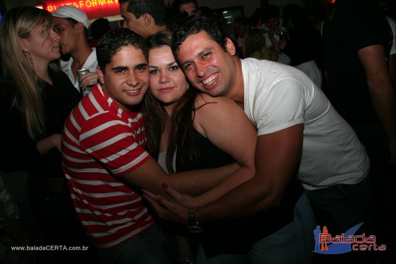 Balada: Fotos de Sexta na Plataforma do Choop na Cidade do Automovel - DF
