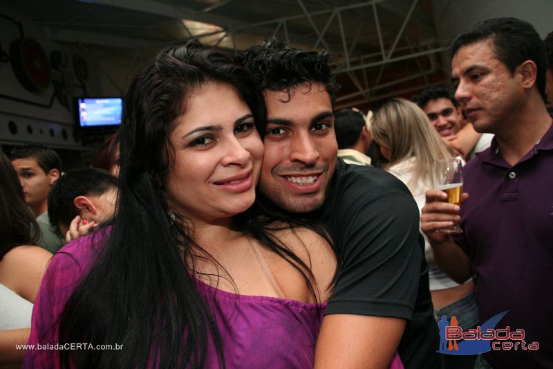 Balada: Fotos de Sexta na Plataforma do Choop na Cidade do Automovel - DF