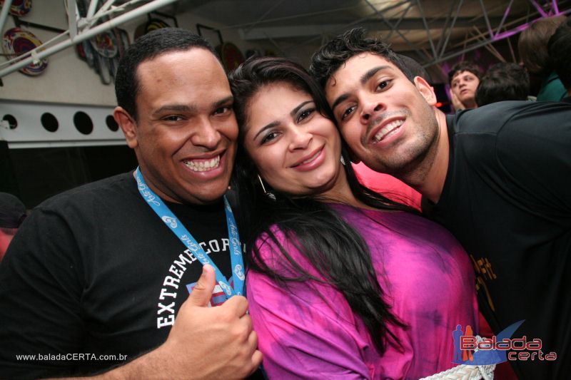 Balada: Fotos de Sexta na Plataforma do Choop na Cidade do Automovel - DF