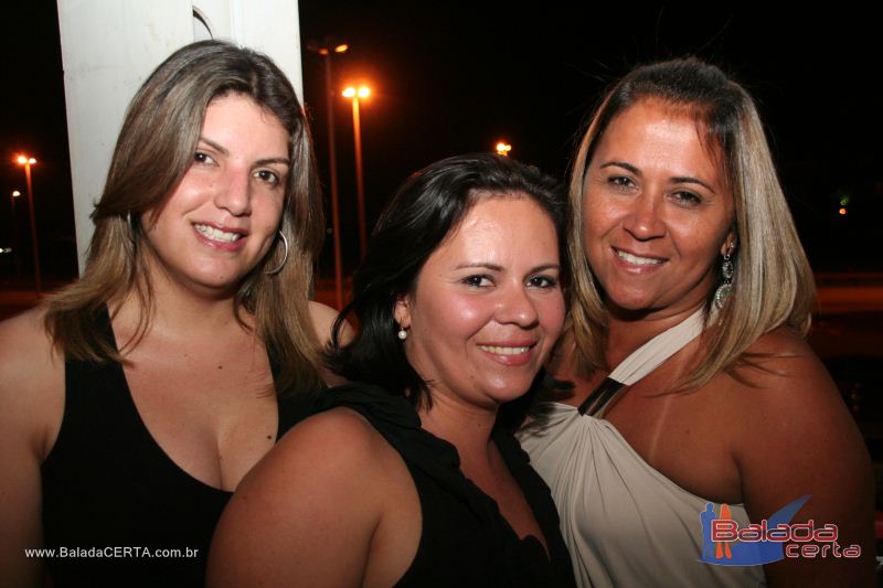 Balada: Fotos de Sexta na Plataforma do Choop na Cidade do Automovel - DF