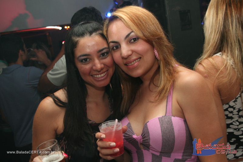 Balada: Fotos de Sexta na Plataforma do Choop na Cidade do Automovel - DF