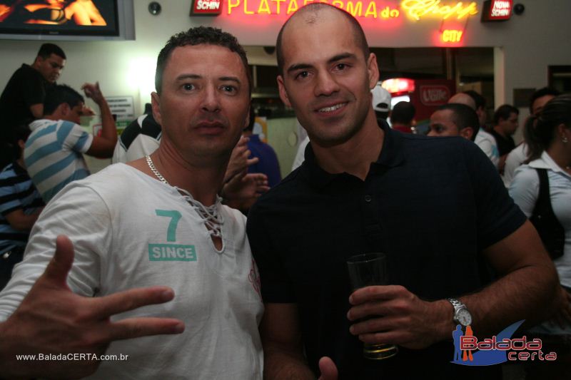 Balada: Fotos de Sexta na Plataforma do Choop na Cidade do Automovel - DF