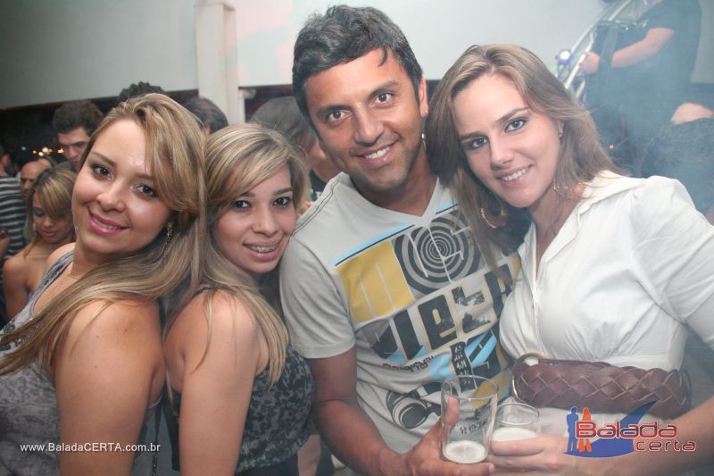 Balada: Fotos de Sexta na Plataforma do Choop na Cidade do Automovel - DF