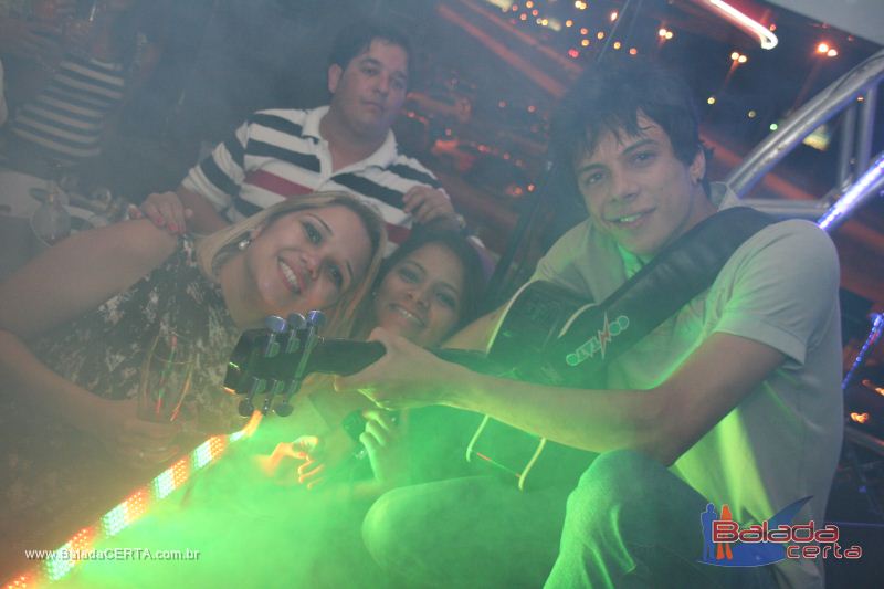 Balada: Fotos de Sexta na Plataforma do Choop na Cidade do Automovel - DF