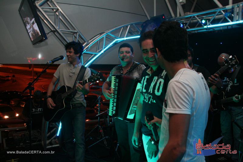 Balada: Fotos de Sexta na Plataforma do Choop na Cidade do Automovel - DF