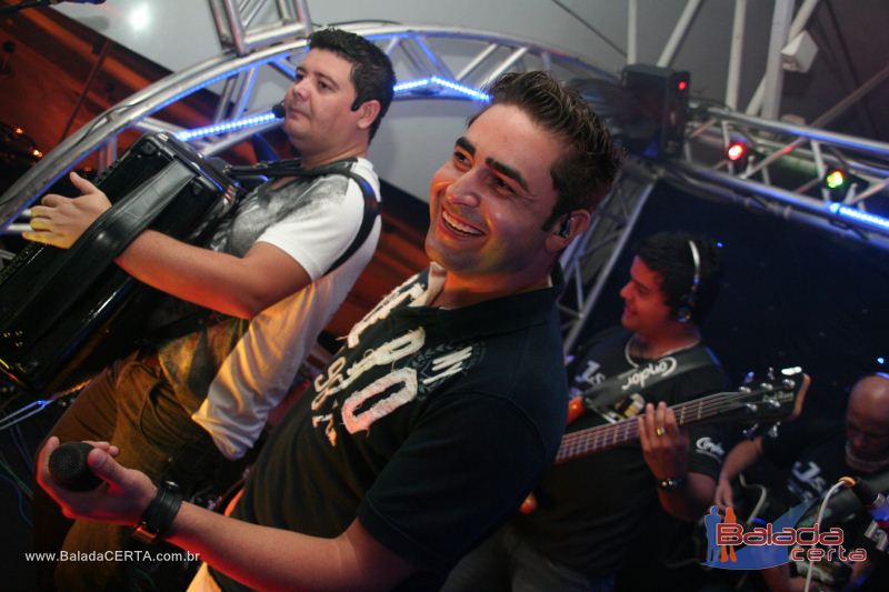 Balada: Fotos de Sexta na Plataforma do Choop na Cidade do Automovel - DF