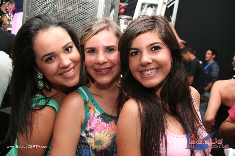 Balada: Fotos de Sexta na Plataforma do Choop na Cidade do Automovel - DF