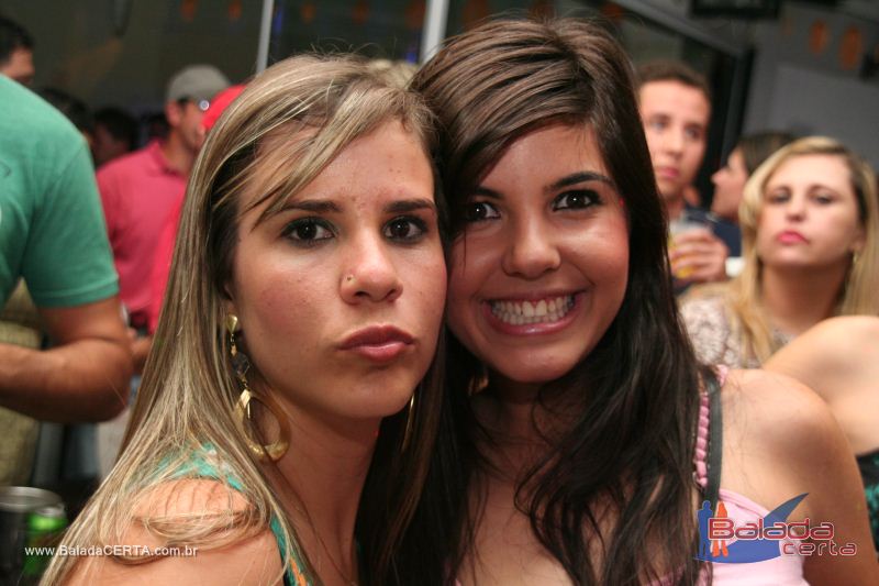 Balada: Fotos de Sexta na Plataforma do Choop na Cidade do Automovel - DF