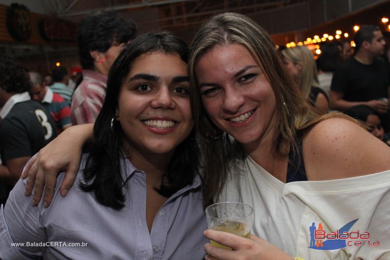 Balada: Fotos de Sexta na Plataforma do Choop na Cidade do Automovel - DF