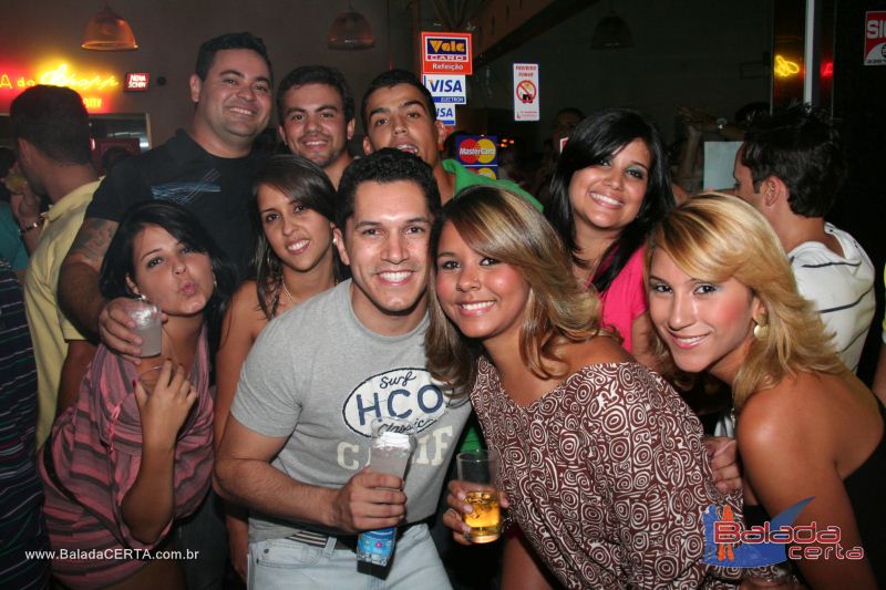 Balada: Fotos de Sexta na Plataforma do Choop na Cidade do Automovel - DF