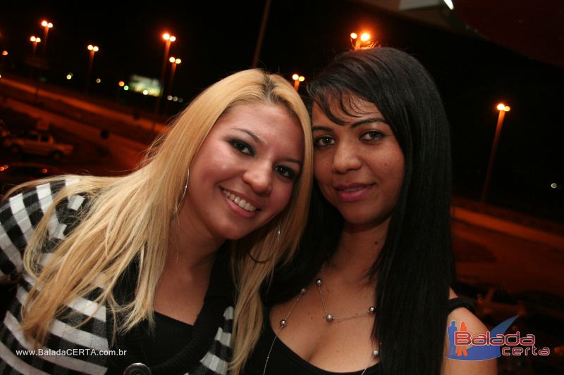 Balada: Fotos de Sexta na Plataforma do Choop na Cidade do Automovel - DF