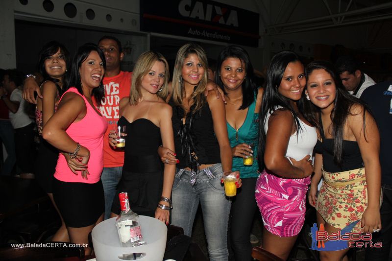 Balada: Fotos de Sexta na Plataforma do Choop na Cidade do Automovel - DF