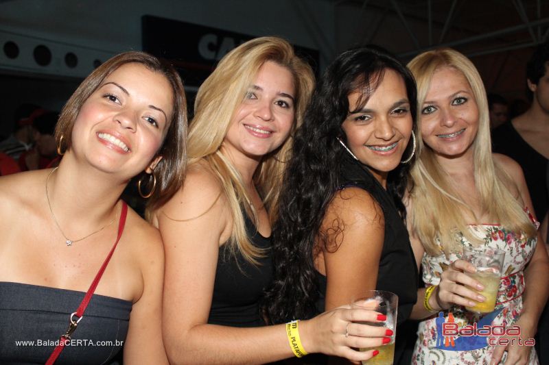 Balada: Fotos de Sexta na Plataforma do Choop na Cidade do Automovel - DF