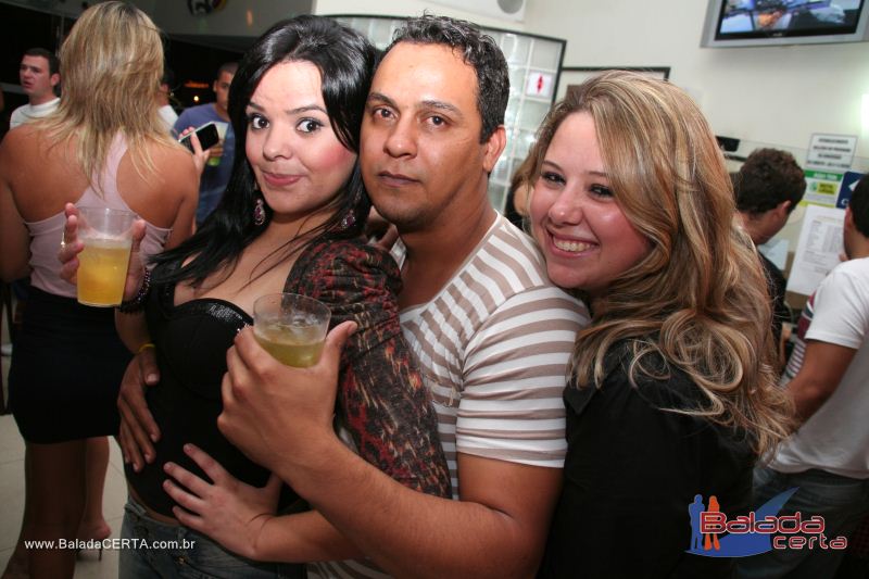 Balada: Fotos de Sexta na Plataforma do Choop na Cidade do Automovel - DF
