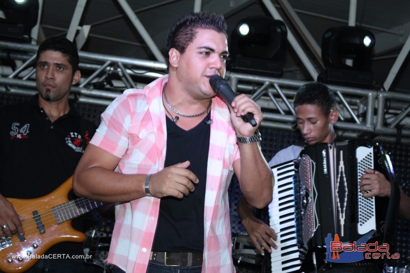 Balada: Pr Lanamento do CD Junior & Marlon na Plataforma do Choop