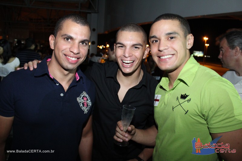 Balada: Pr Lanamento do CD Junior & Marlon na Plataforma do Choop