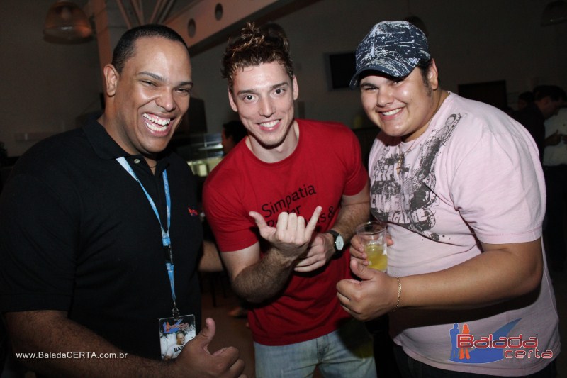 Balada: Pr Lanamento do CD Junior & Marlon na Plataforma do Choop